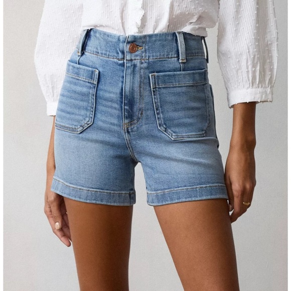 Lauren Conrad High Rise Denim Shorts Size 16 Light Wash Casual Pocket Front - Picture 1 of 10